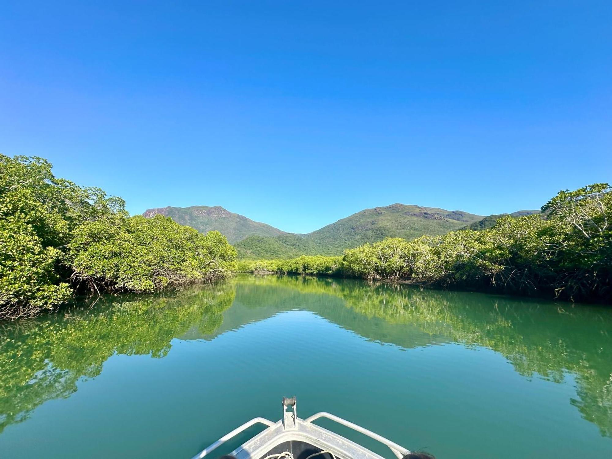 Hinchinbrook Resorts Management Pty Ltd Lucinda 외부 사진